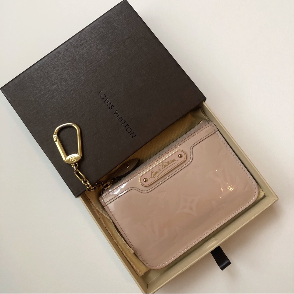 Louis Vuitton Blush Pink Vernis Wallet Chain